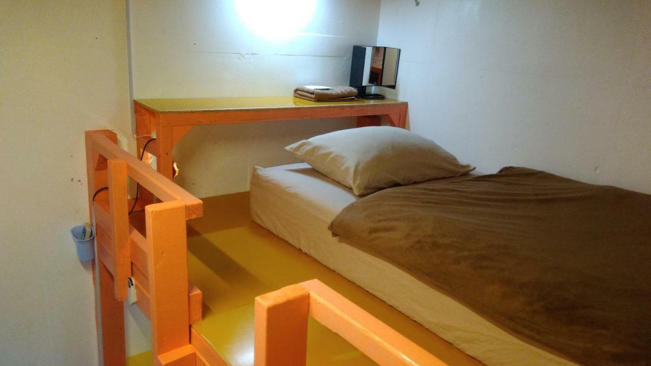 Holiday House Ryukyu-An "Music Hostel" Jomitan Kültér fotó